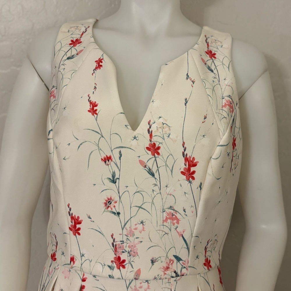 Kut From The Kloth Sleeveless Fit and Flare Floral Dress 8 - Picture 2 of 16